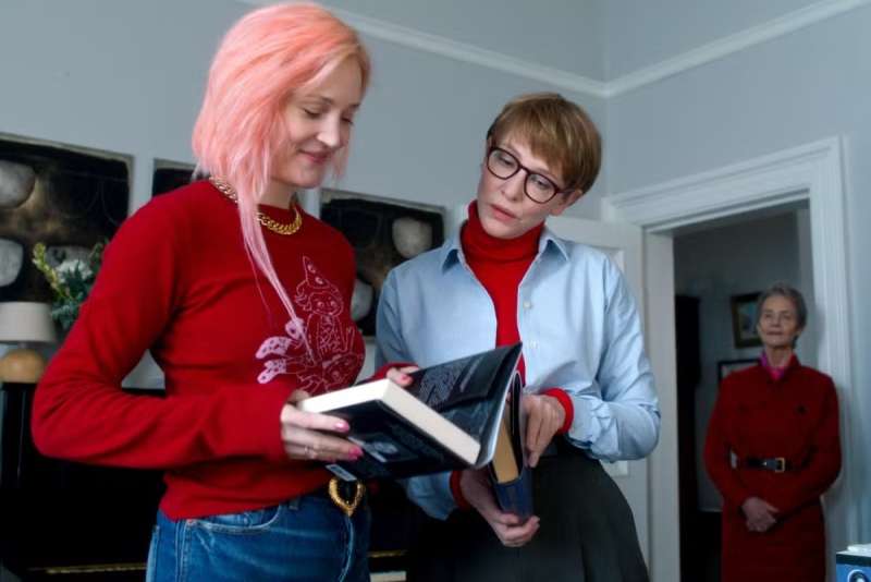 fathermotherbrothersister_film2025.jpeg fathermotherbrothersister_film2025.jpeg